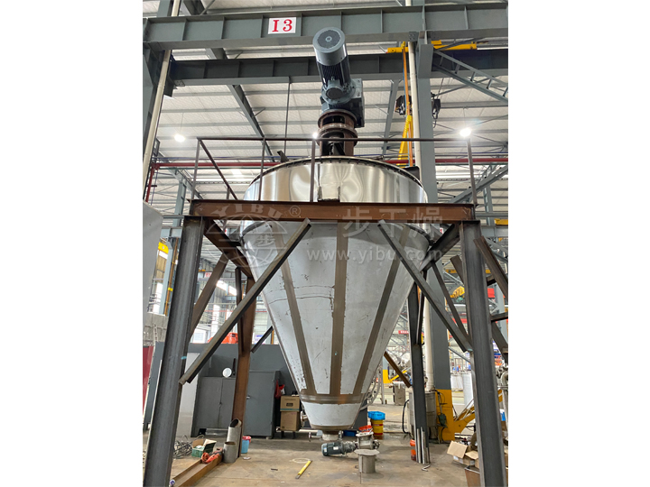 高镍三元正极材料单锥螺带真空干燥机